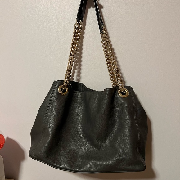 Authentic Valentino Grey Bag - Picture 5 of 5